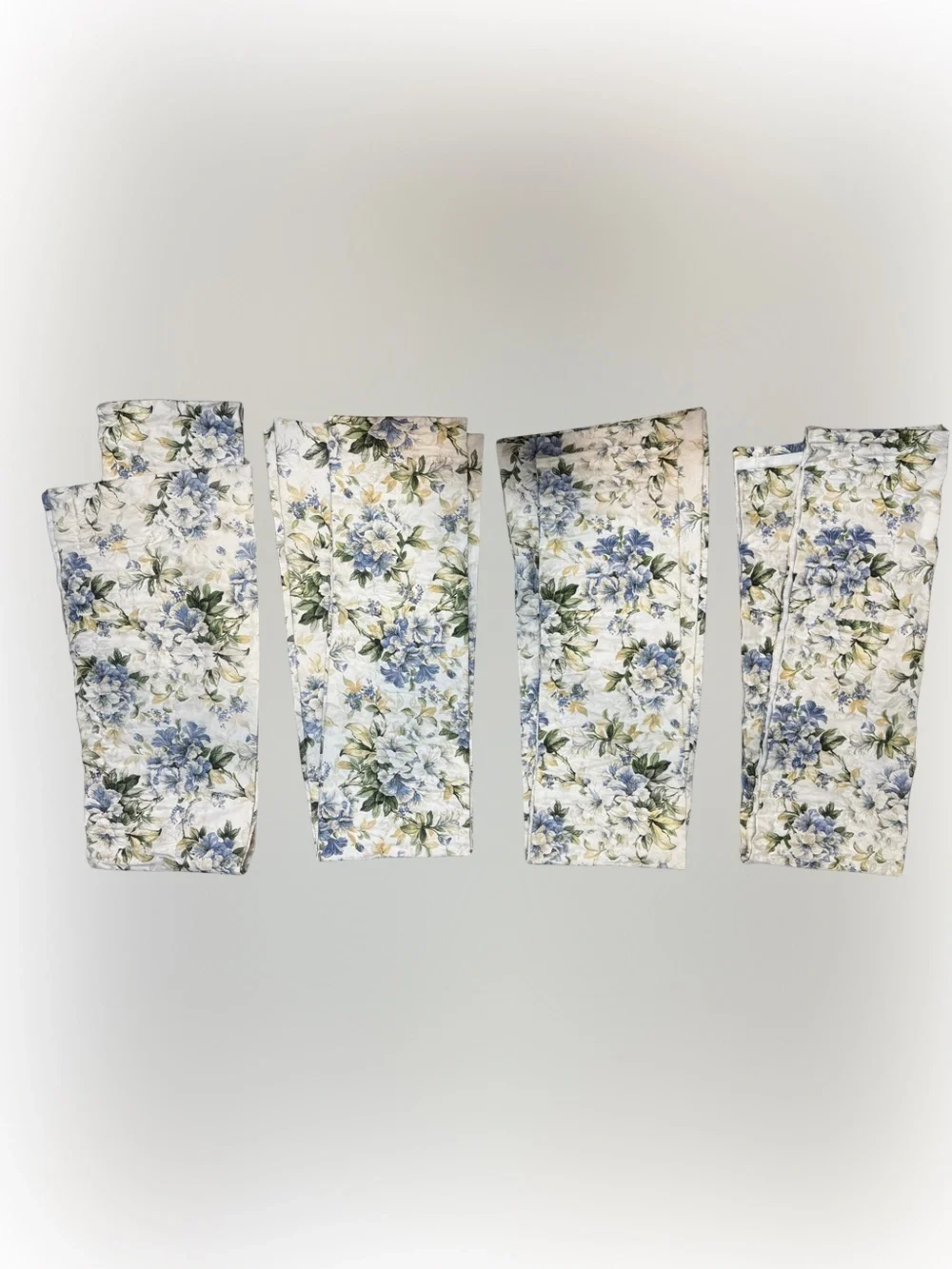 Vtg Laura Ashley Blouson Valances Set 4 85 X15 JOSEPHINE Floral cream blue green